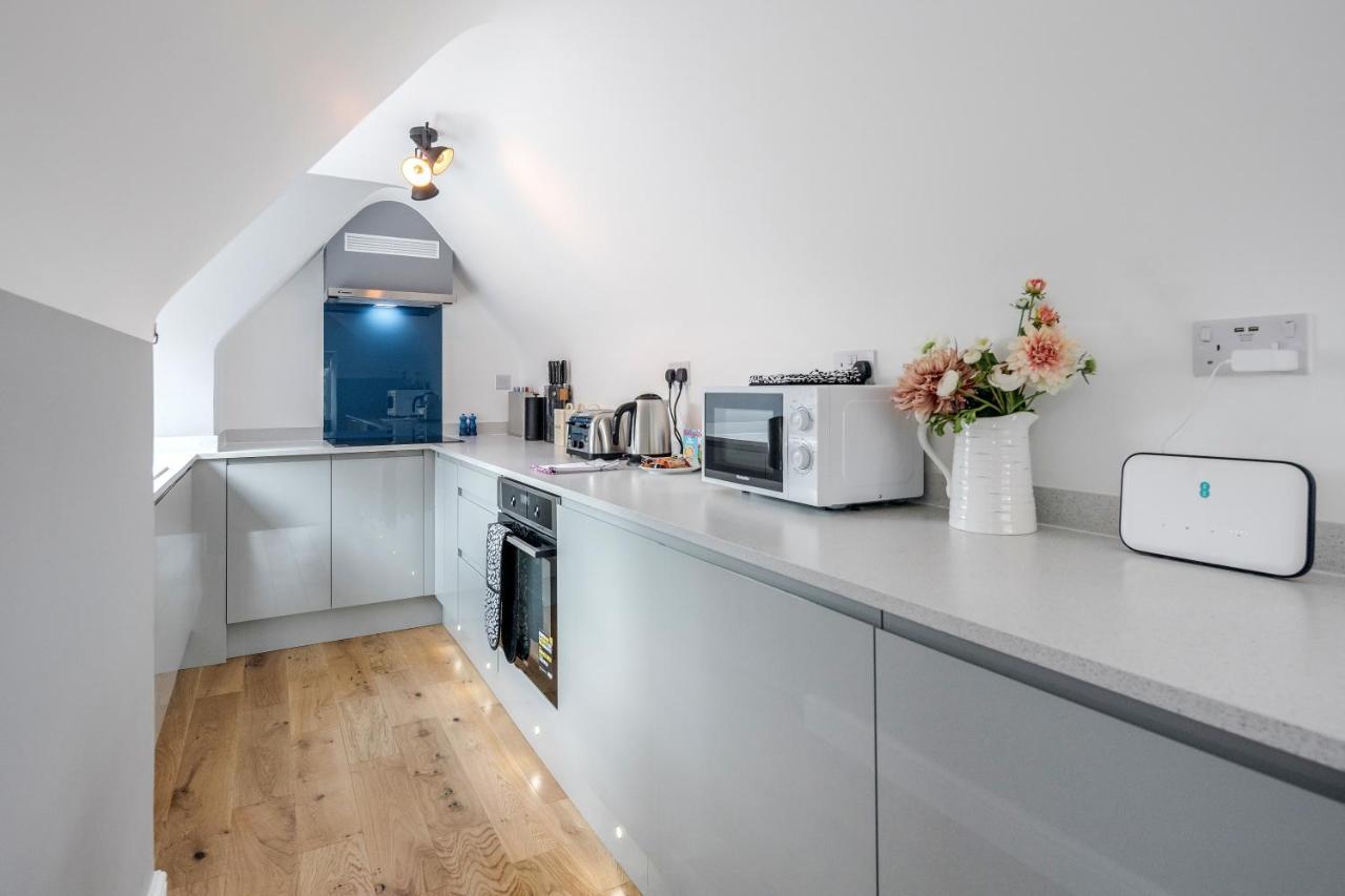 The Gem Of Central Winchester - Sleeps 4 Buitenkant foto