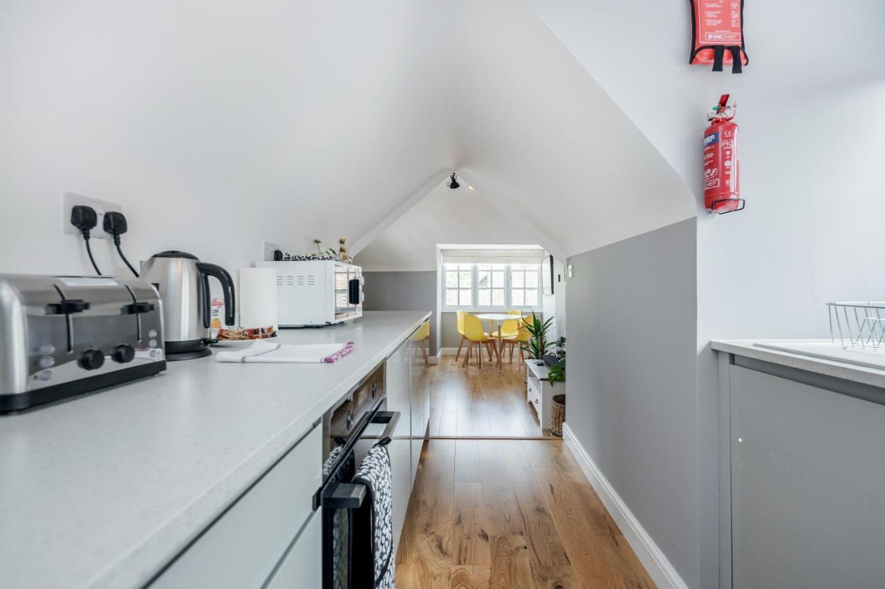 The Gem Of Central Winchester - Sleeps 4 Buitenkant foto