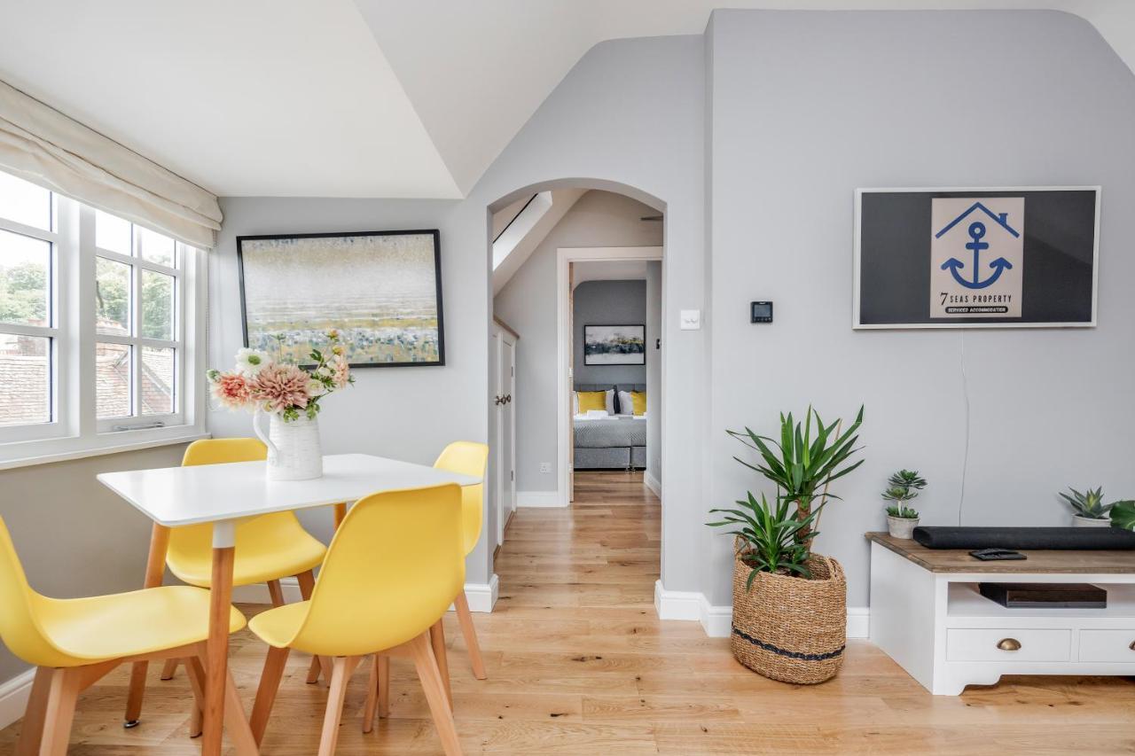 The Gem Of Central Winchester - Sleeps 4 Buitenkant foto